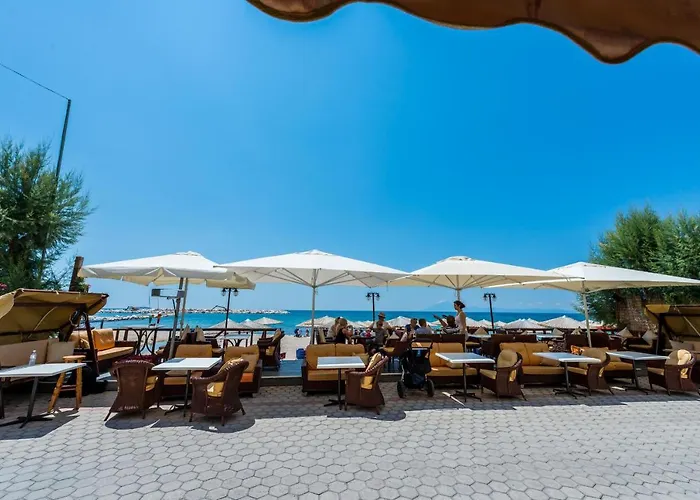 Hotel Ralitsa 3*